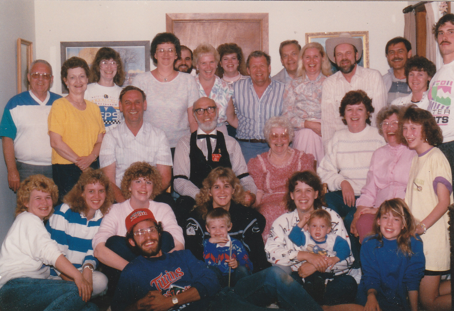 Jacobs Family in Mountain View Arkansas 1989